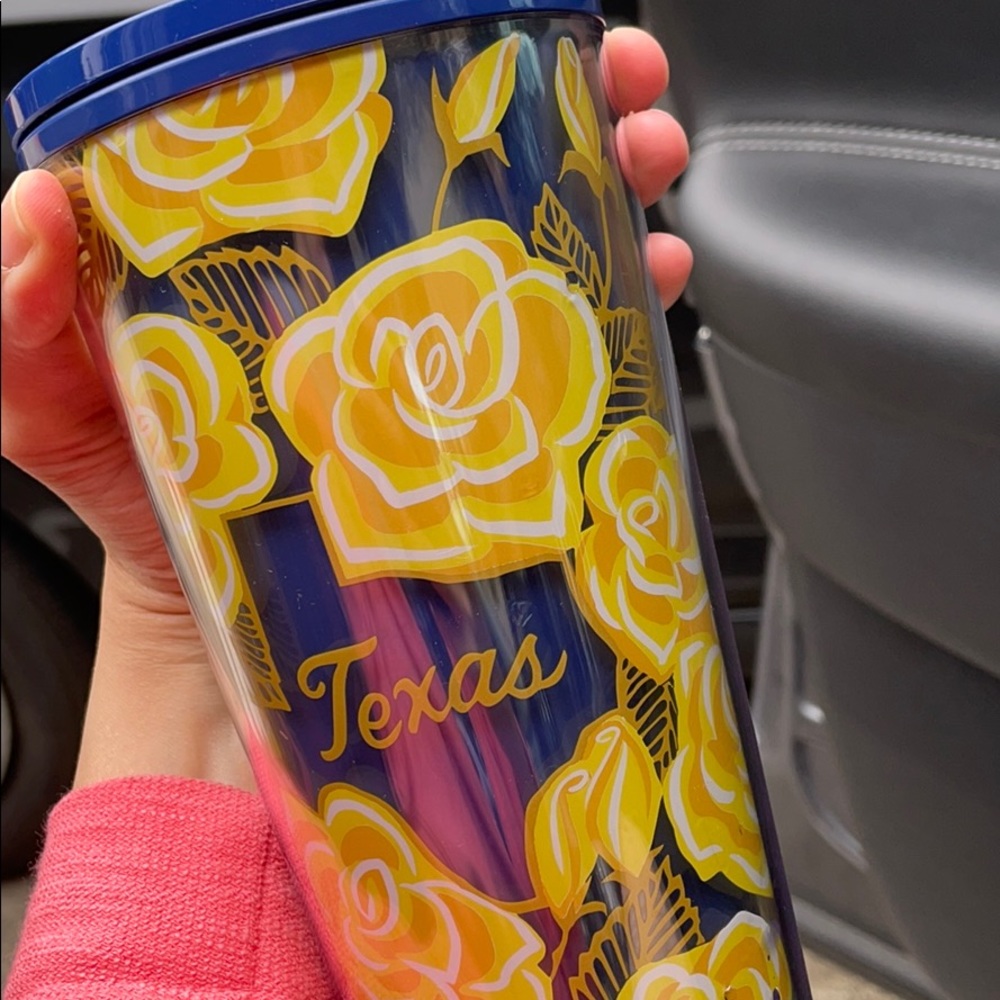 Meet your Posher, Adriana